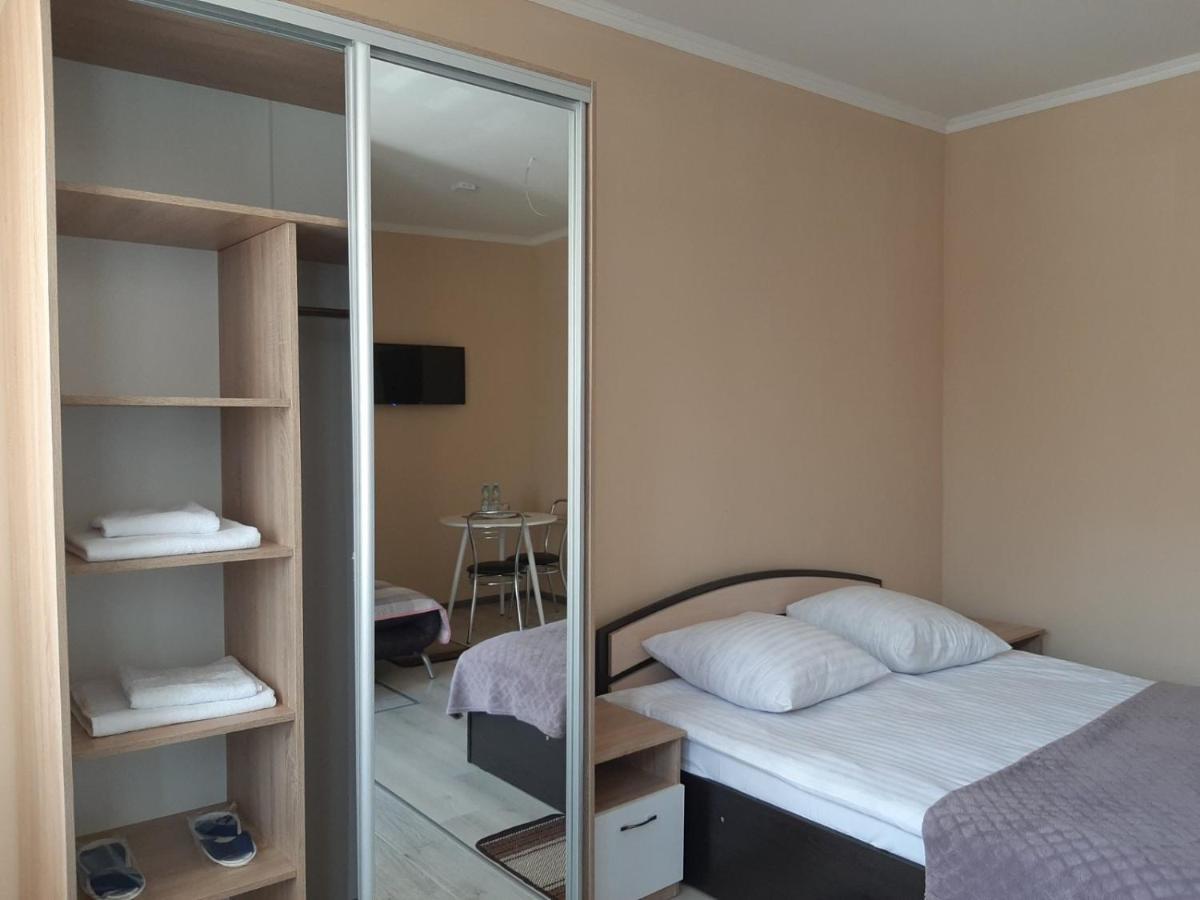 Hotel 7/24 Brovary Esterno foto