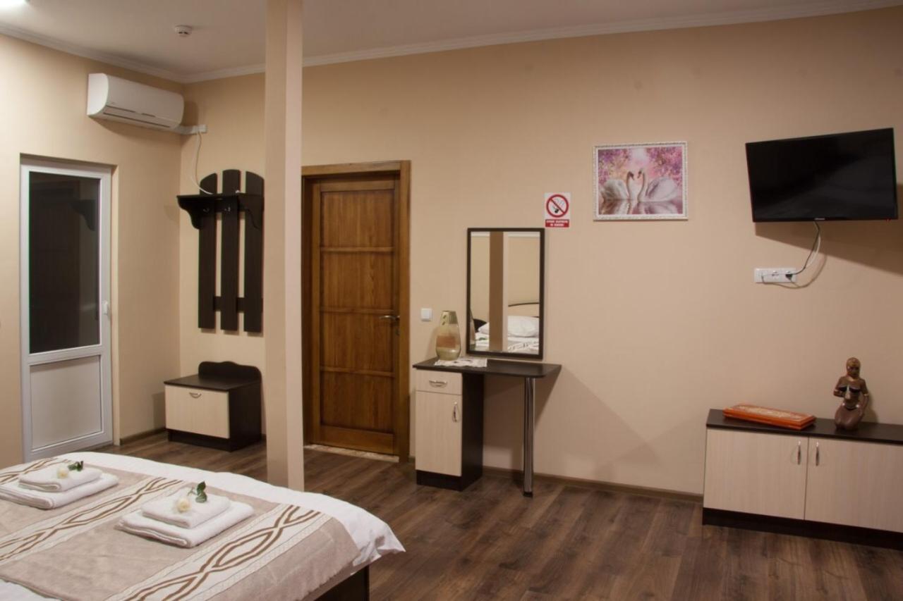 Hotel 7/24 Brovary Esterno foto