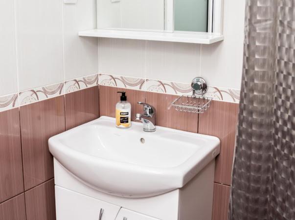 Hotel 7/24 Brovary Esterno foto